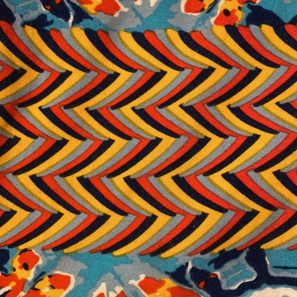 LuLaRoe vintage leggings two prints in one - Picture 4 of 5